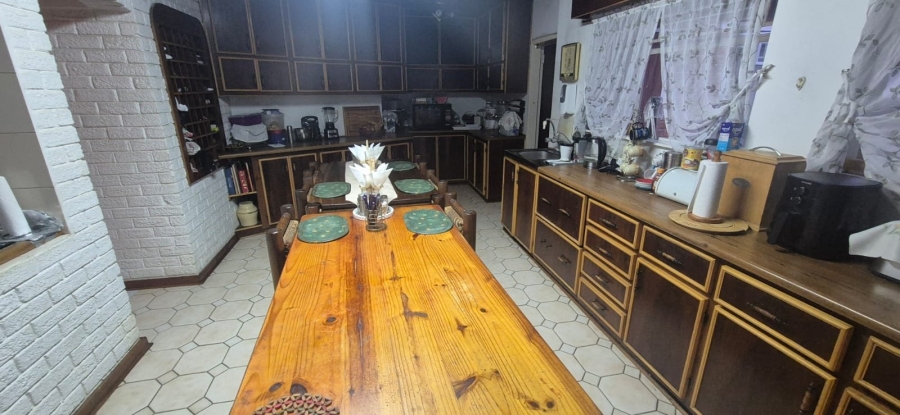 5 Bedroom Property for Sale in Heuwelsig Free State